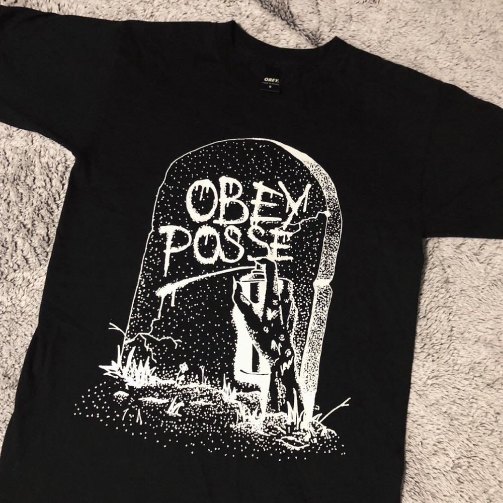 Black Obey poses rip zombie